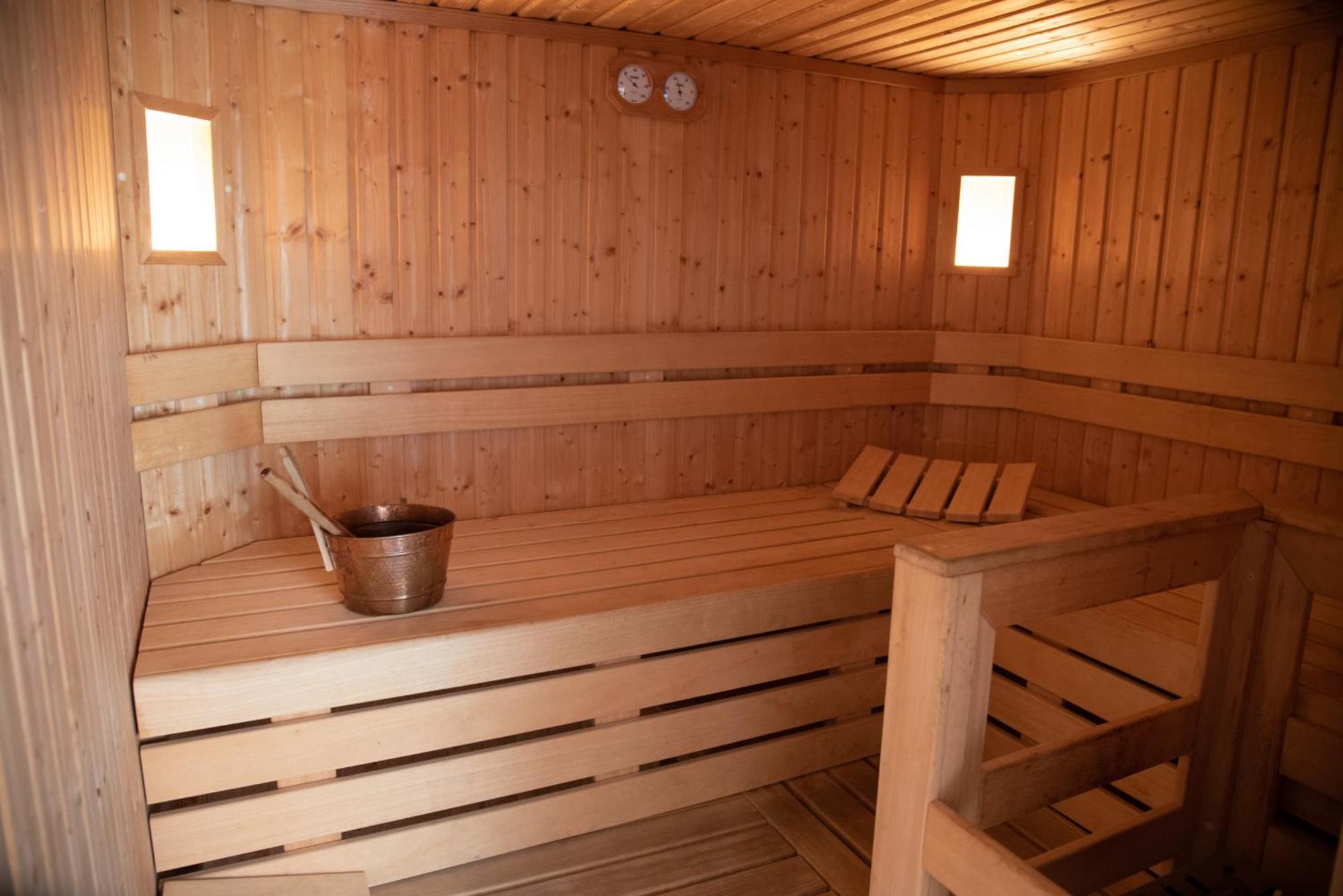 Gasthof Innerwalten San Leonardo in Passiria Luaran gambar